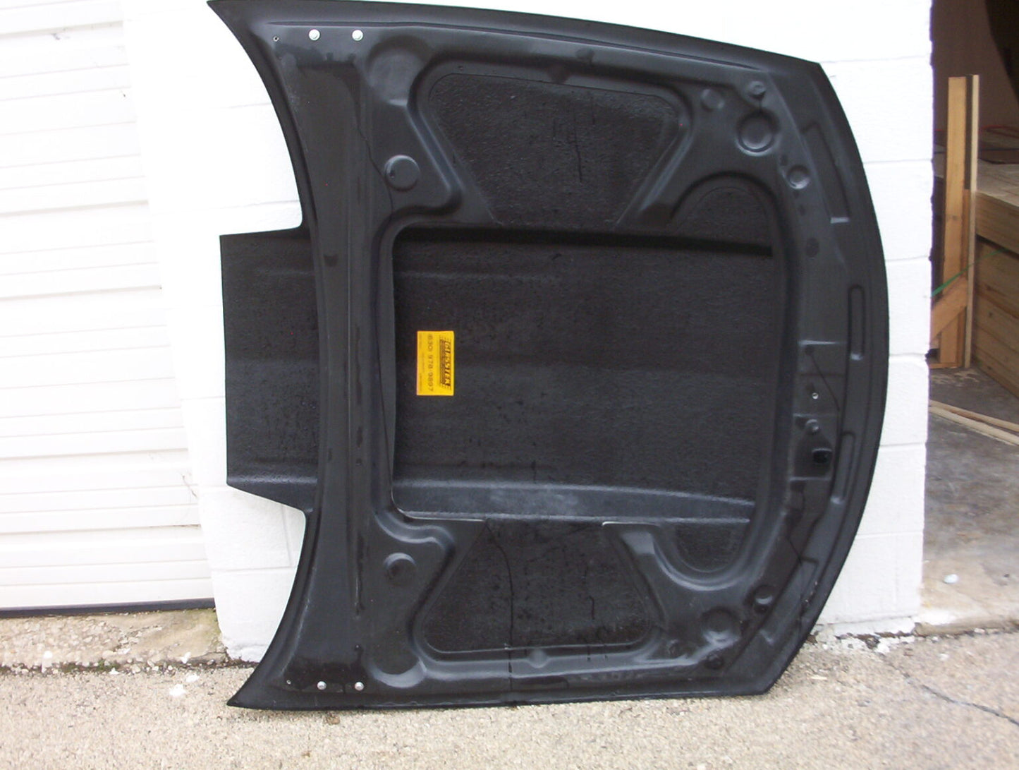 2004-2006 GTO 4" Cowl Induction Bolt-On Fiberglass Hood (Flat Top Scoop Style) - Glasstek H3067 - view 4