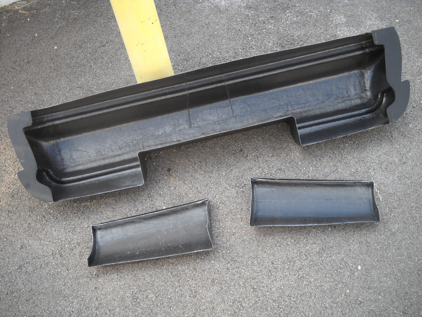 1991-1992 Firebird T/A Rear Fiberglass Bumper Clip With Wheelie Bar Cut Out (3 Pices) - Glasstek B3029 - view 4