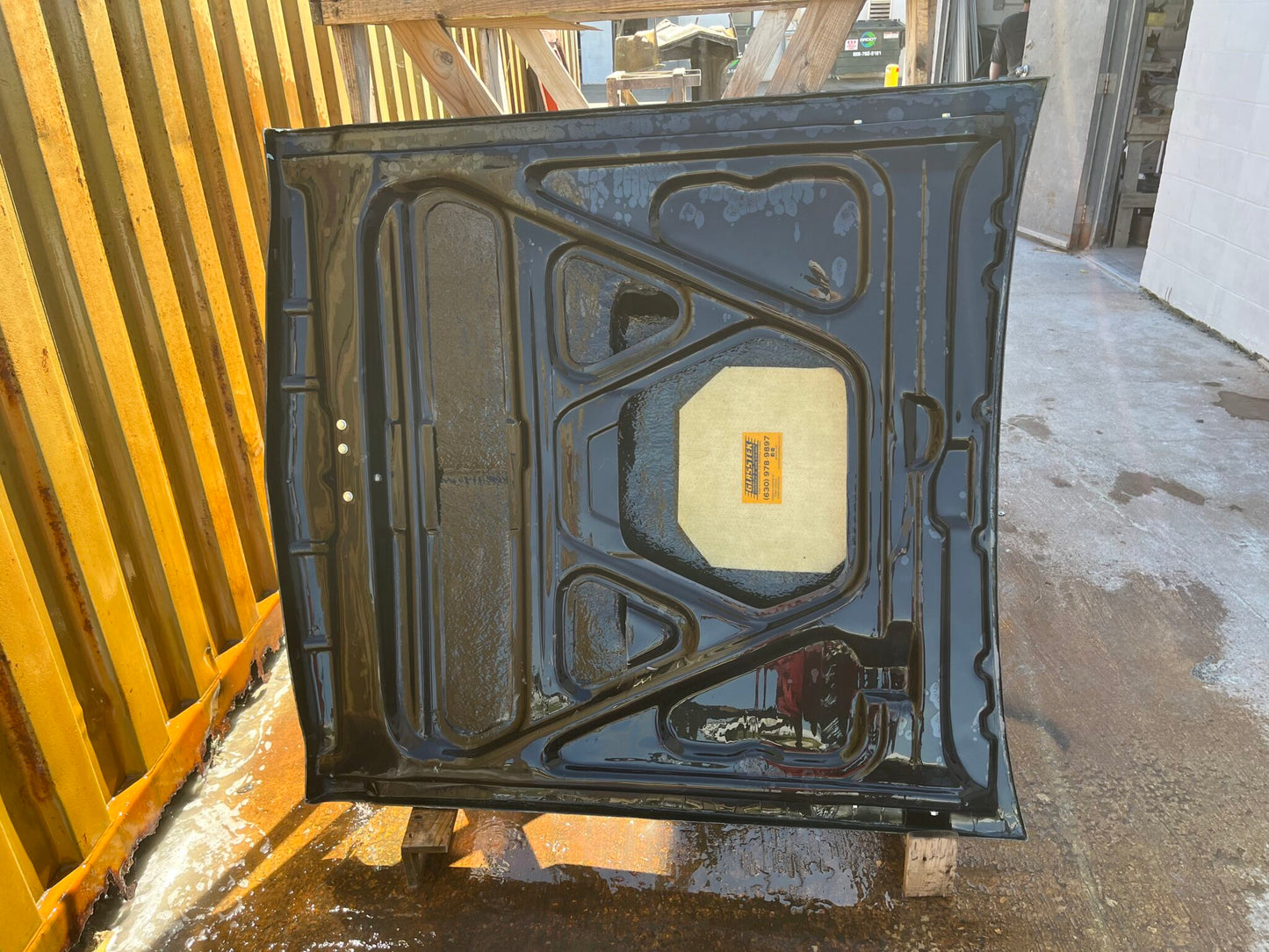 1969 Coronet / Superbee Six Pack Bolt-On Fiberglass Hood (Fits 68 With Front Trimmed Straight) - Glasstek H7084 - view 4