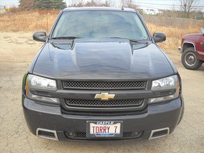 2002-2009 Trailblazer 2" Cowl Induction (Flat Top) Bolt-On Fiberglass Hood - Glasstek H1274 - view 2