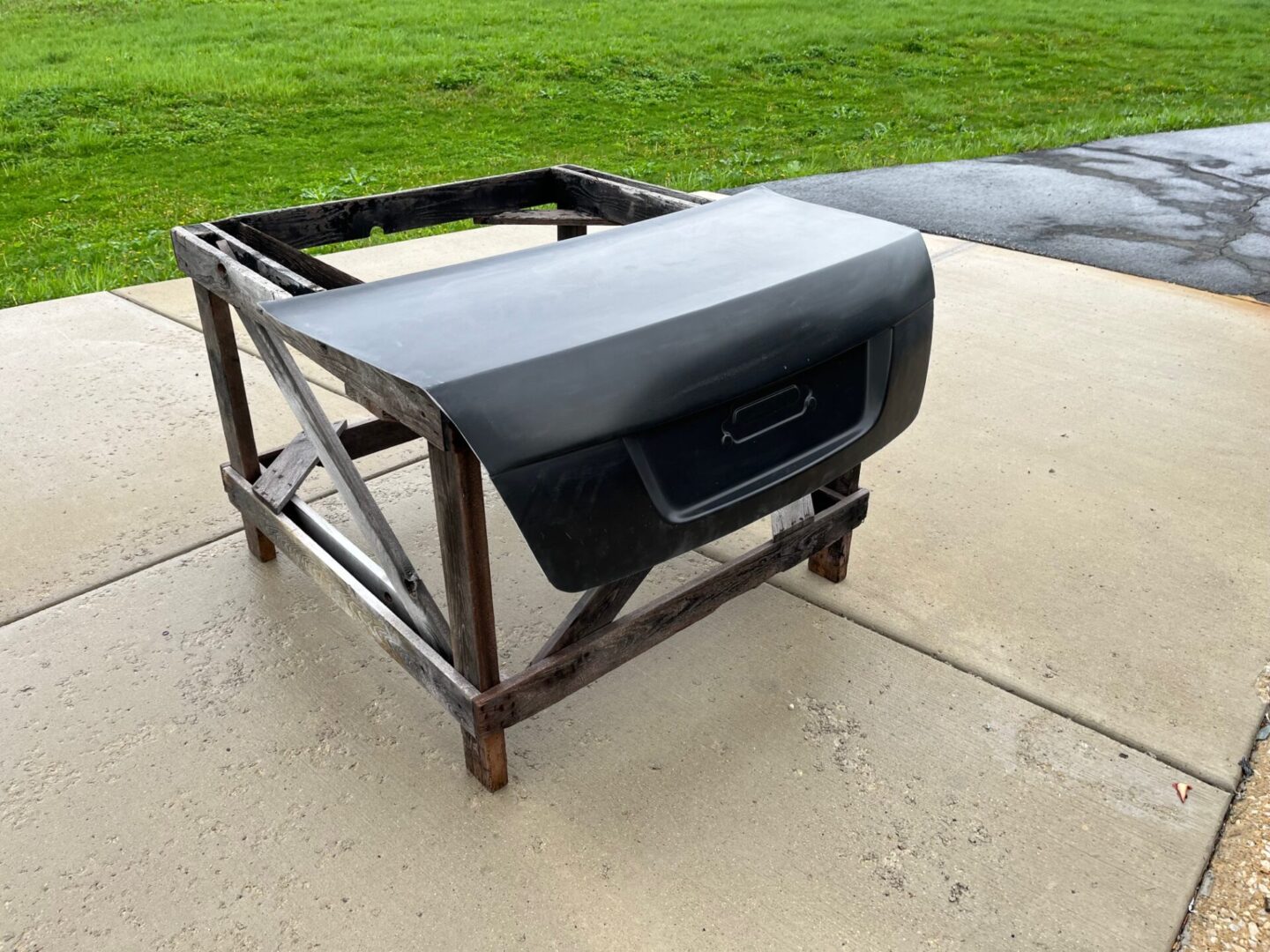 2008-2009 G8 Pin-On Fiberglass Trunk Lid - Glasstek T3032 product image