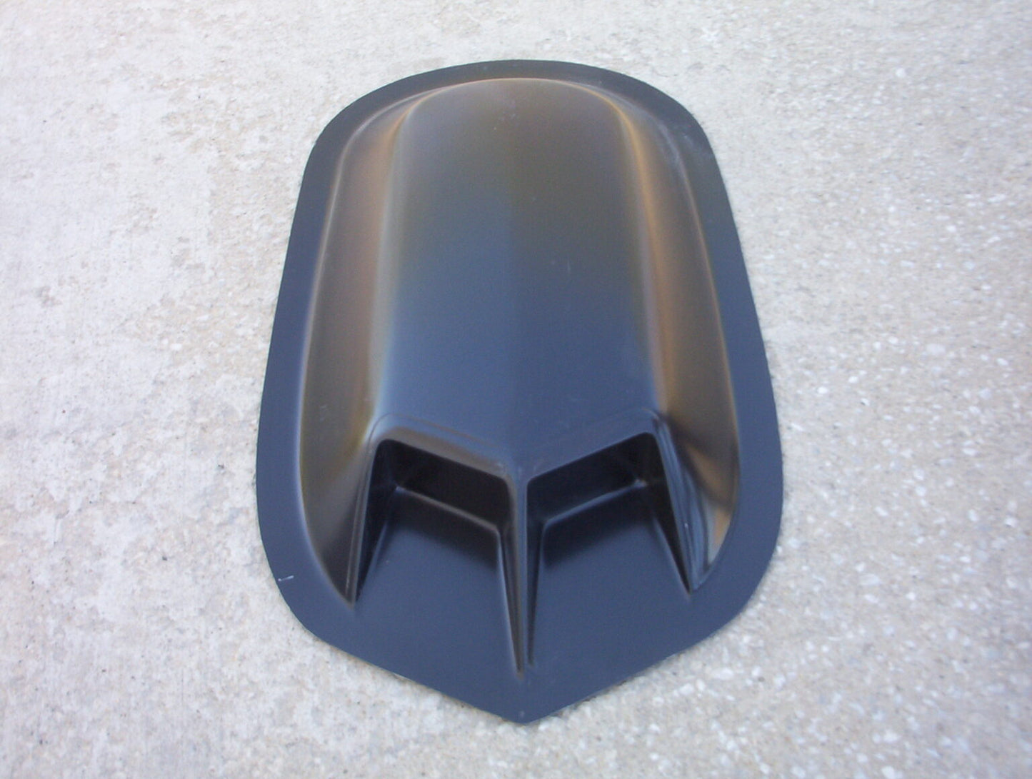 1965-1967 GTO Fiberglass Scoop 4" Tall (39 1/2" Long X 20" Wide X 4 1/4 " Tall) - Glasstek GS041 - view 4