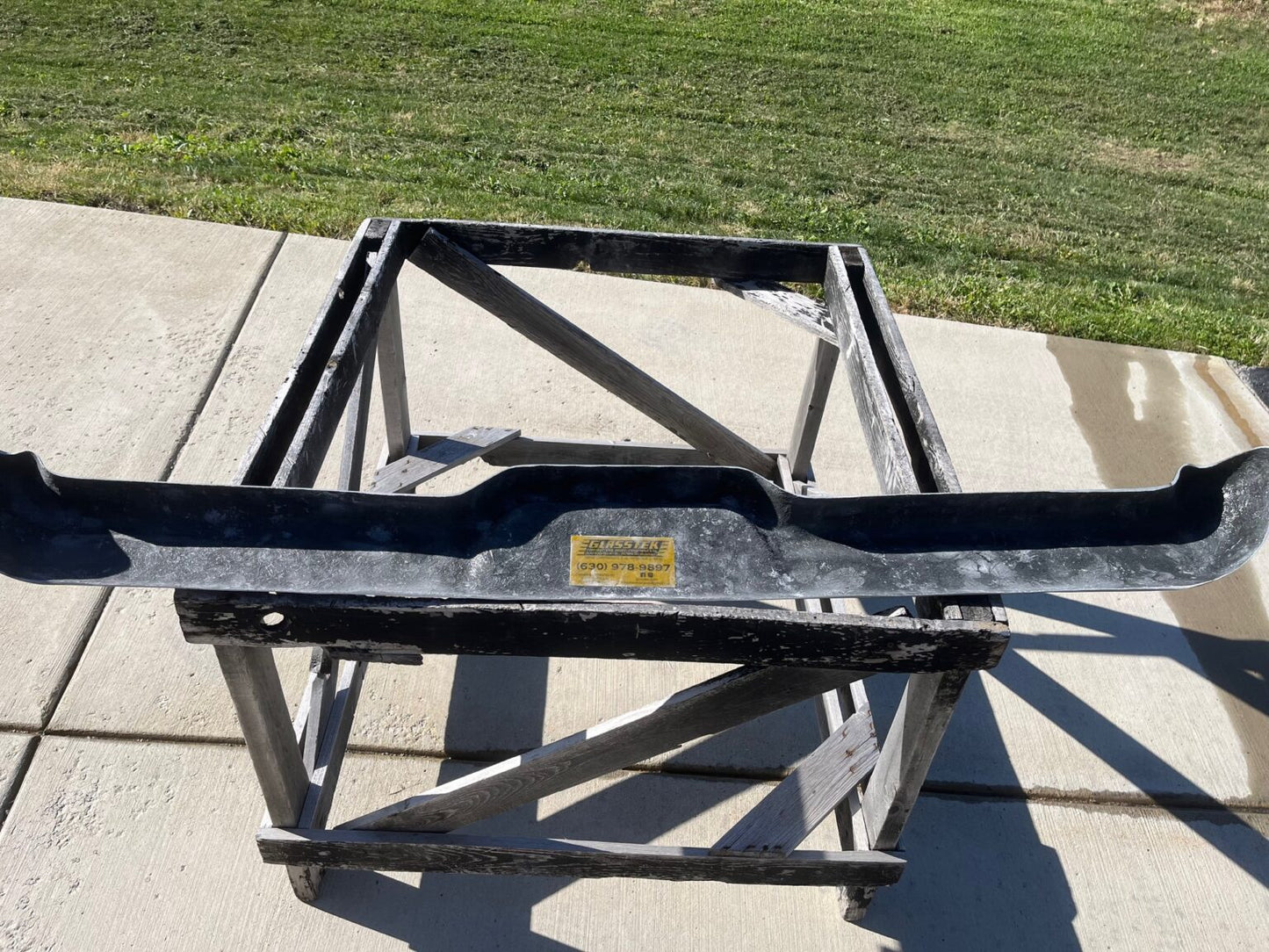 1960-1961 Falcon Front Fiberglass Bumper - Glasstek B9012 - view 3