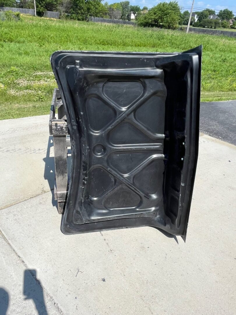 1969 Roadrunner Bolt-On Fiberglass Trunk Lid - Glasstek T7032 - view 3