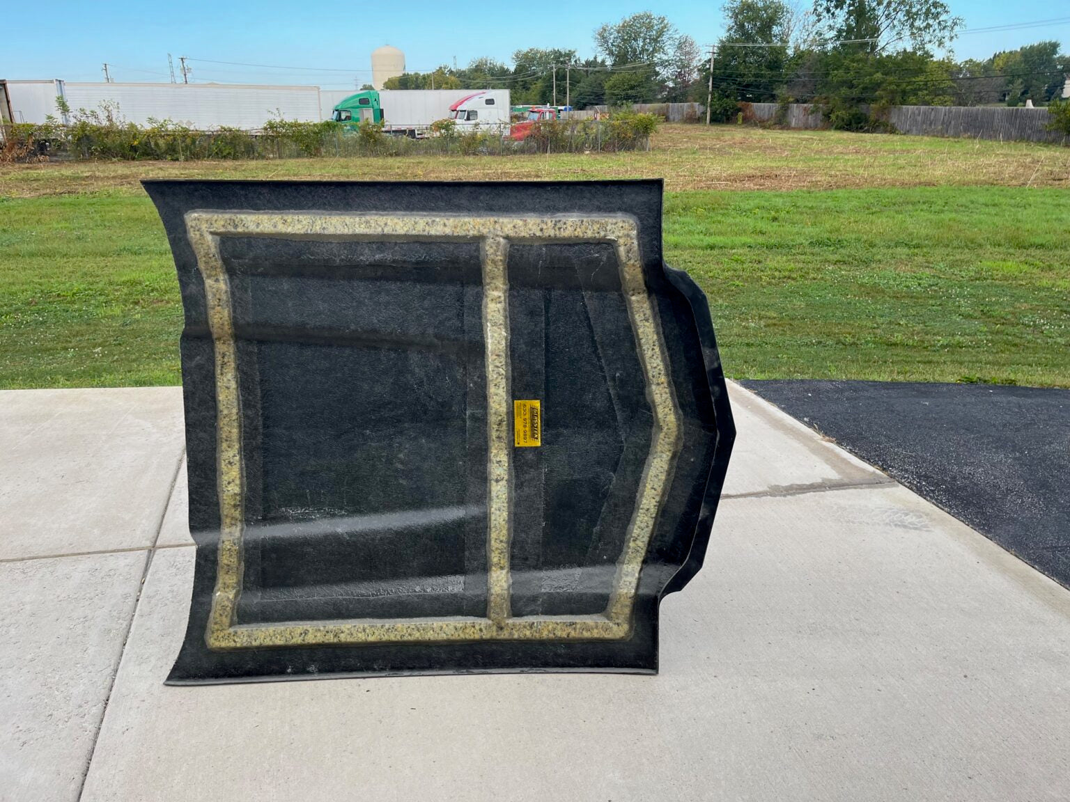 1970-1972 Chevelle SS Cowl Induction Pin-On Fiberglass Hood - Glasstek H1017 - view 4