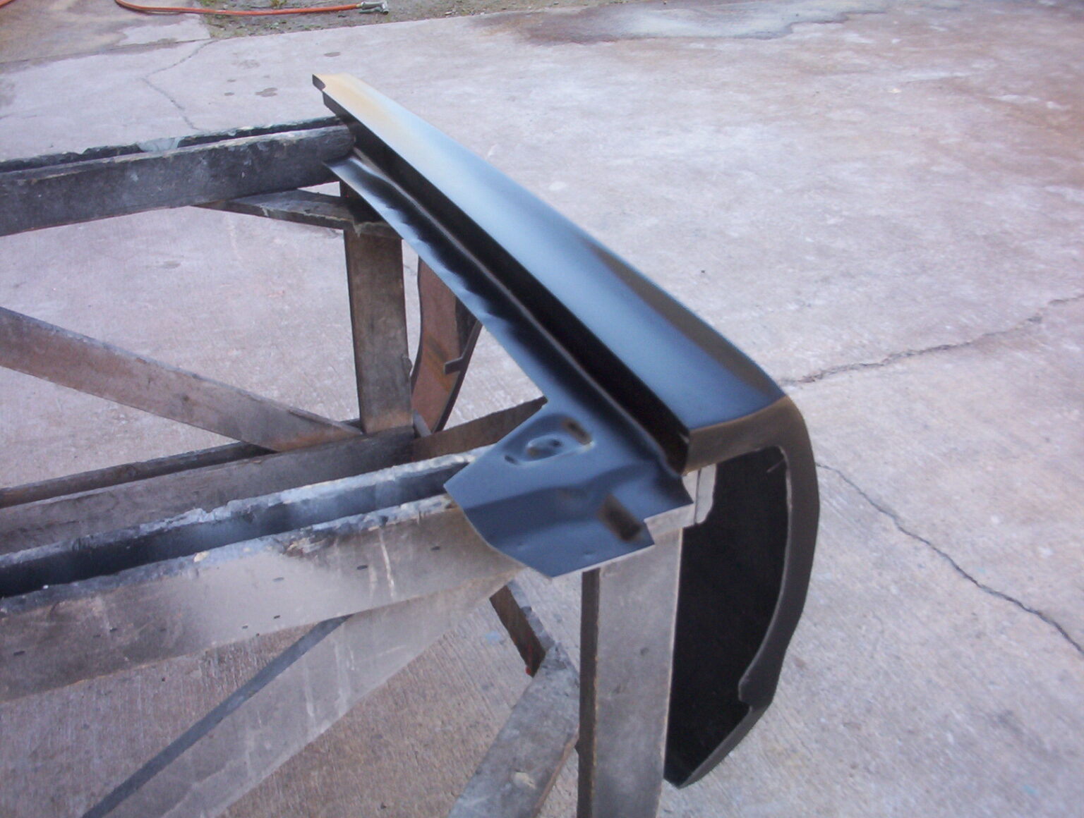 1970-1972 Dart / Demon Fiberglass Fenders With Light Buckets (4 Pieces) (Pair) - Glasstek FF035 - view 3