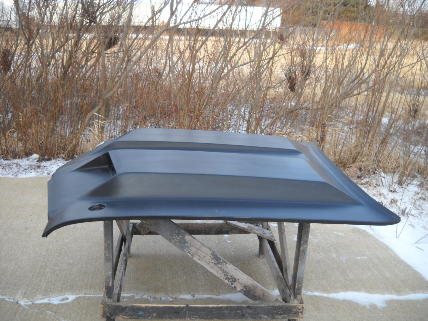 1971-1972 442 Bolt-On Fiberglass Hood With 2" Taller Scoops - Glasstek H6031 - view 3