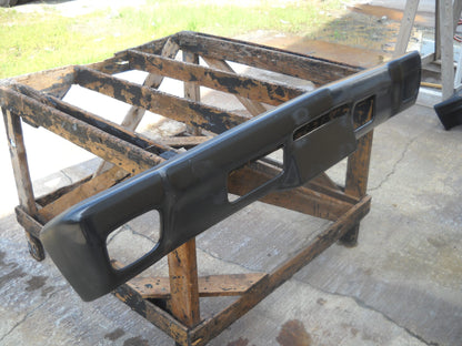 1971-1973 Ventura Front Fiberglass Bumper - Glasstek B3024 - view 3