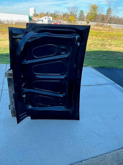 1981-1988 Cutlass Bolt-On Fiberglass Trunk Lid - Glasstek T6010 - view 3