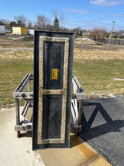 1981-1991 Fiberglass Chevrolet / GMC Truck Pin-On Tail Gate (Outer Skin Only With Bracing)(Square Body Style) - Glasstek