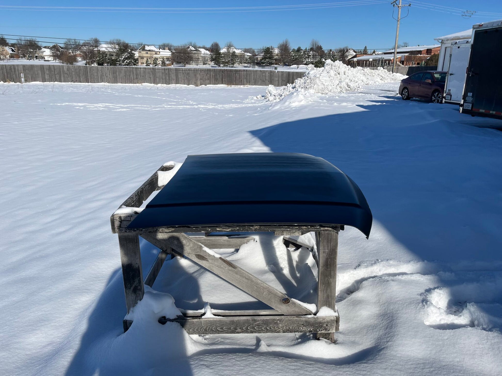 1991-1996 Dakotastock Flat Bolt-On Fiberglass Hood - Glasstek H7070 product image