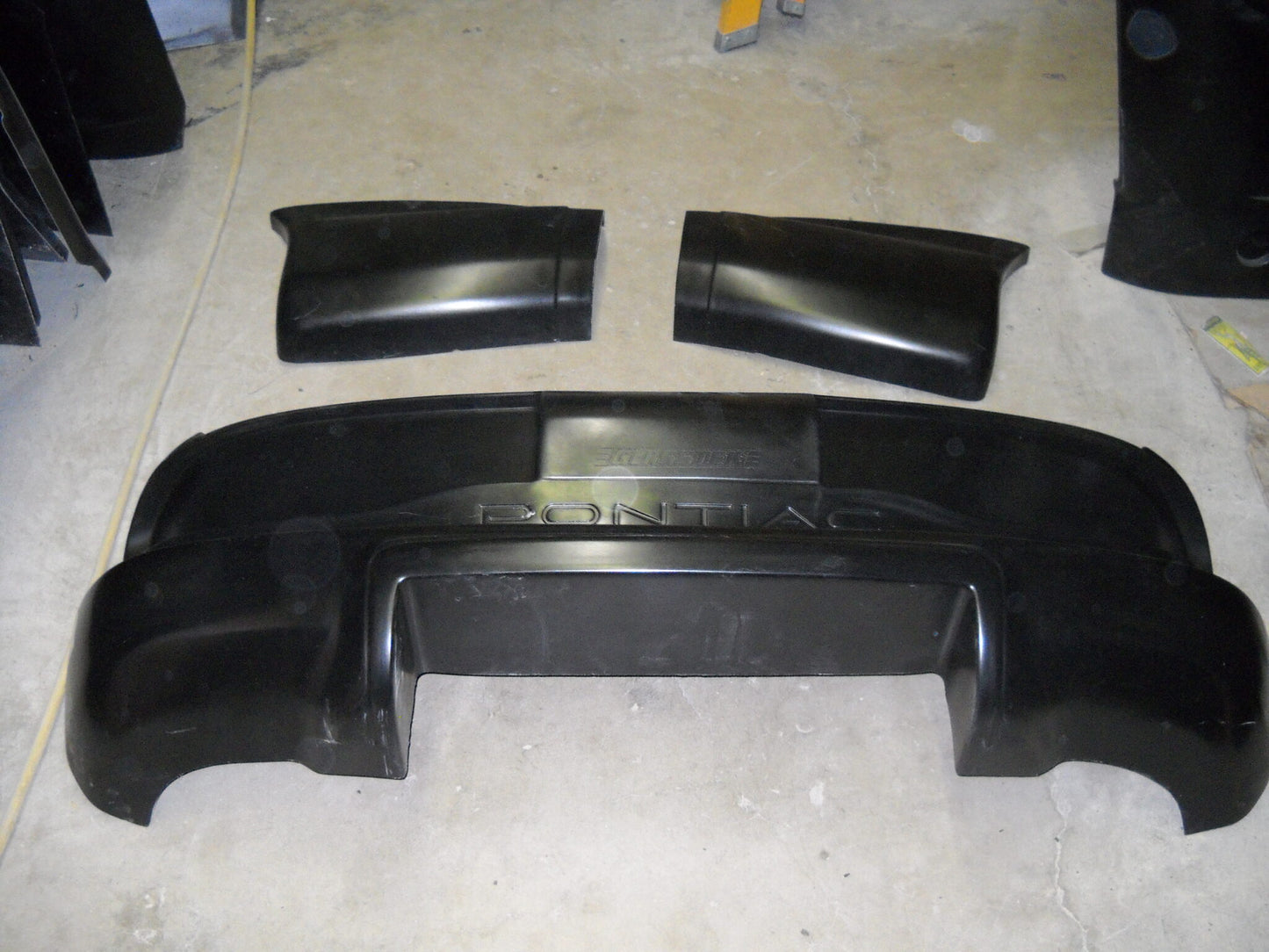 1993-2002 Firebird Formula Rear Fiberglass Bumper Clip (3 Pieces) With Wheelie Bar Cut Out - Glasstek B3008 product image