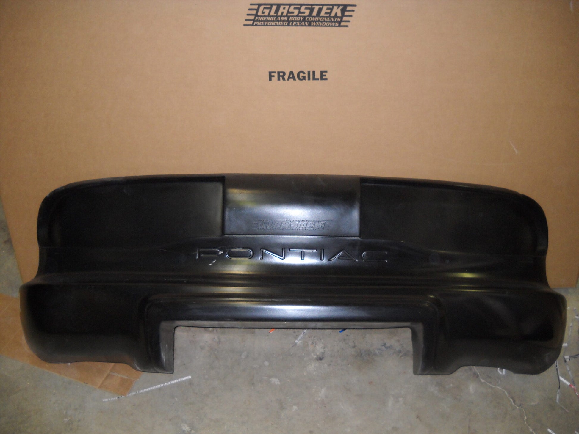 1993-2002 Firebird Formula Rear Fiberglass Bumper Clip (3 Pieces) With Wheelie Bar Cut Out - Glasstek B3008 - view 2