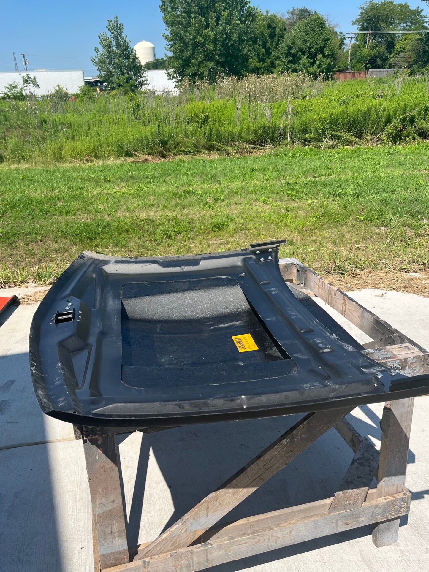 1994-2004 S-10 5" Tallsunoco / Bubble Style Bolt-On Fiberglass Hood (Stock Size) - Glasstek H1361 - view 4