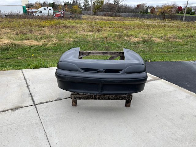 1995-1999 Monte Carlo Z34 Pro Fiberglass Front End - Glasstek GF020 - view 2