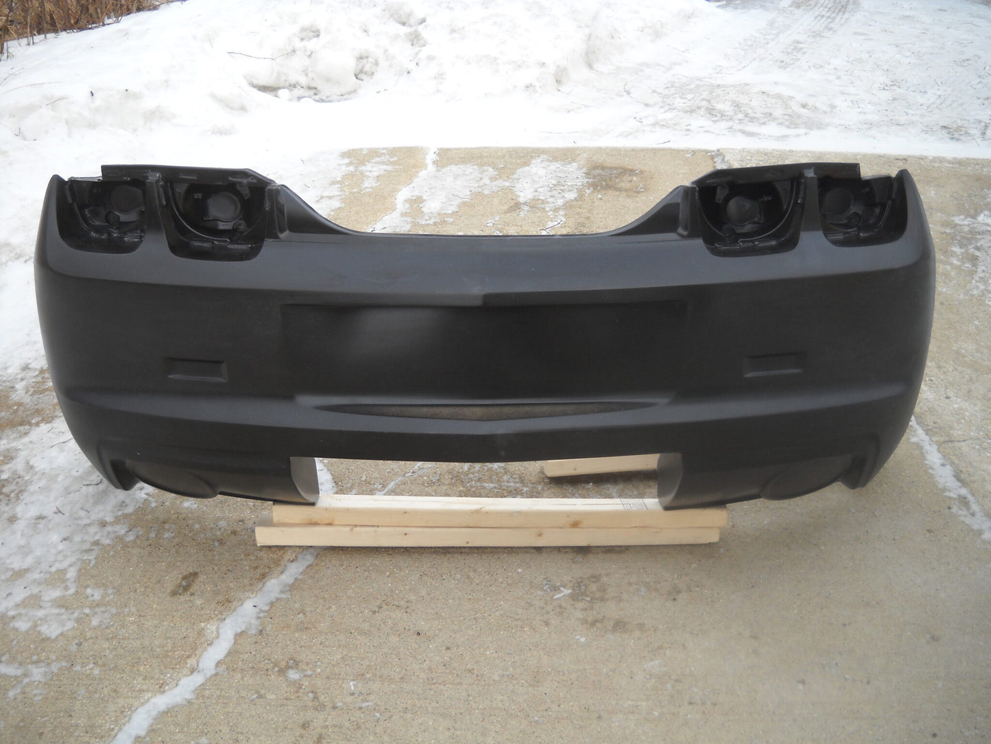 2010-2014 Camaro Rear Fiberglass Bumper Clip (With Wheelie Bar Cutout) - Glasstek B1074 - view 2