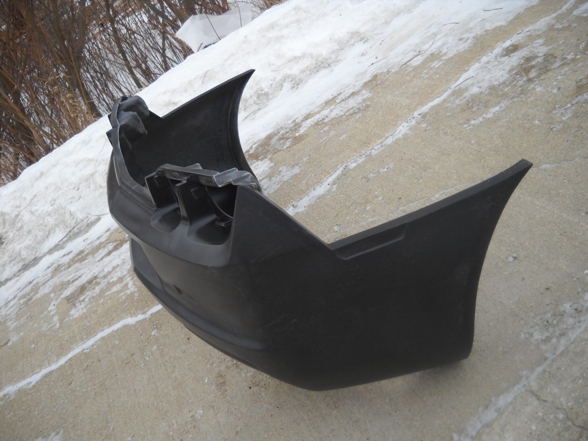2010-2014 Camaro Rear Fiberglass Bumper Clip (With Wheelie Bar Cutout) - Glasstek B1074 - view 3