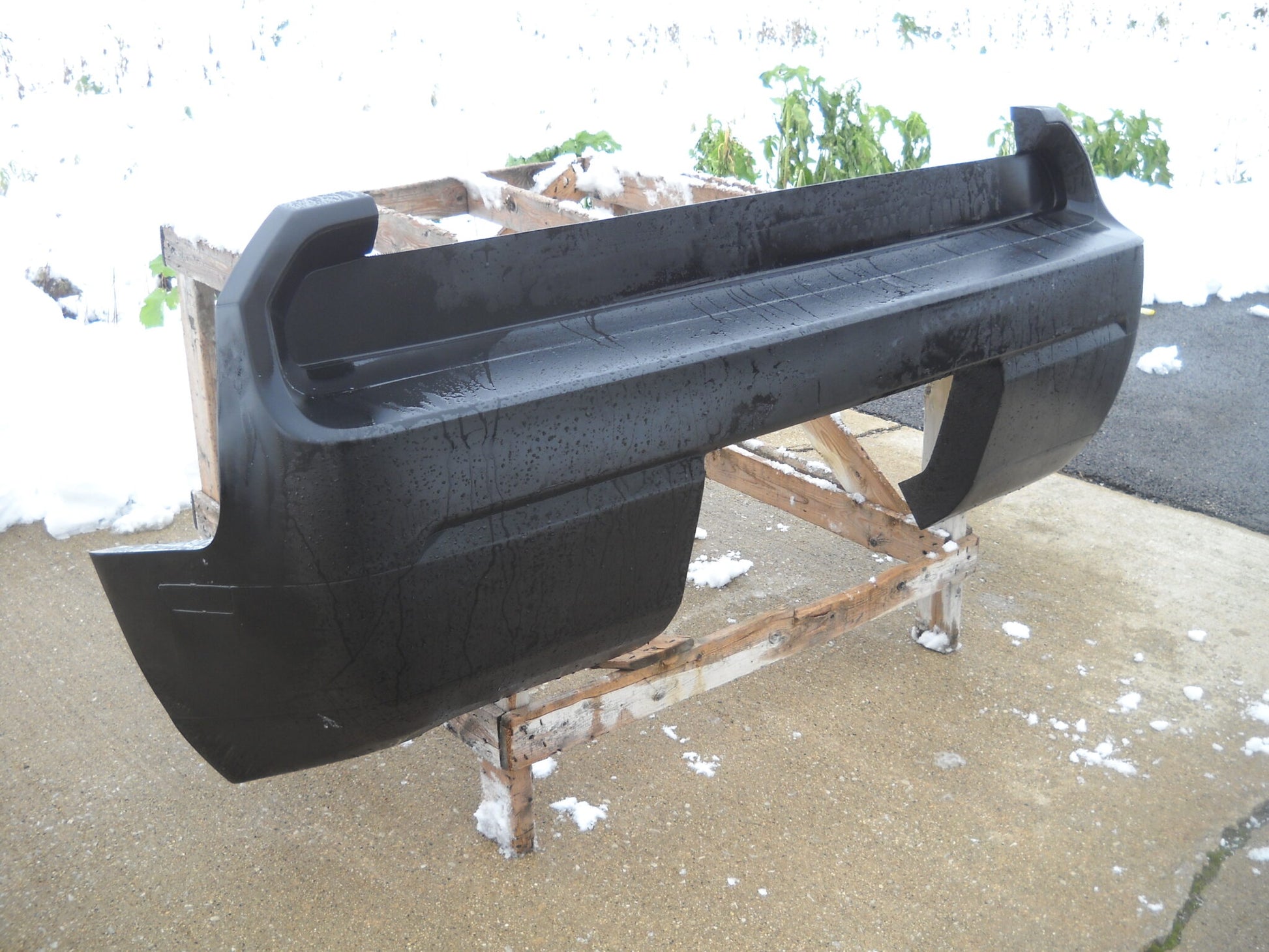 2007-2014 Challenger Rear Fiberglass Bumper Clip With Wheelie Bar Cutout - Glasstek B7038 product image