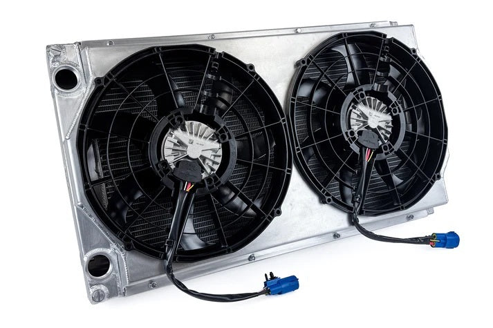 Csf Cooling Radiator - 27.75 in W x 18.661 in H x 3.543 in D - Dual Pass - Driver Side Inlet - Driver Side Outlet -