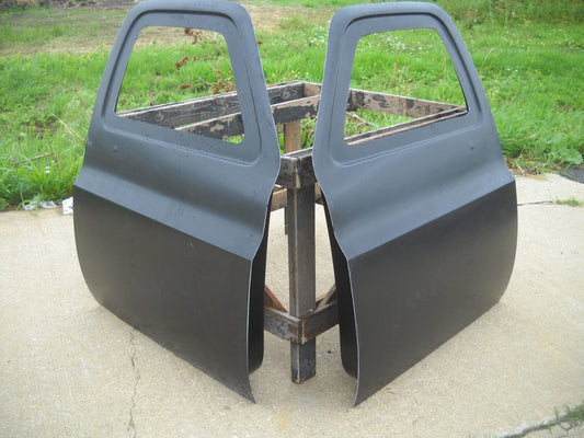 1981-1991 Chevrolet / GMC Truck Fiberglass Doors (Posts) (Pair) - Glasstek D1027 product image
