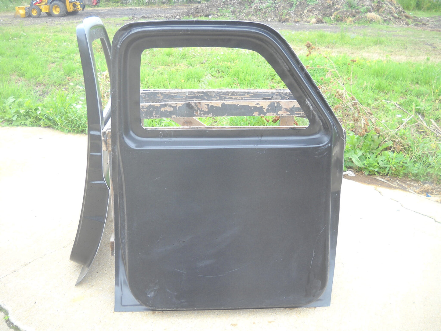 1981-1991 Chevrolet / GMC Truck Fiberglass Doors (Posts) (Pair) - Glasstek D1027 - view 3