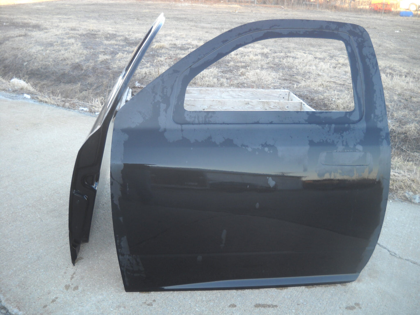 2009-2018 Dodge Ram Fiberglass Doors (Pair) - Glasstek D7016 - view 2