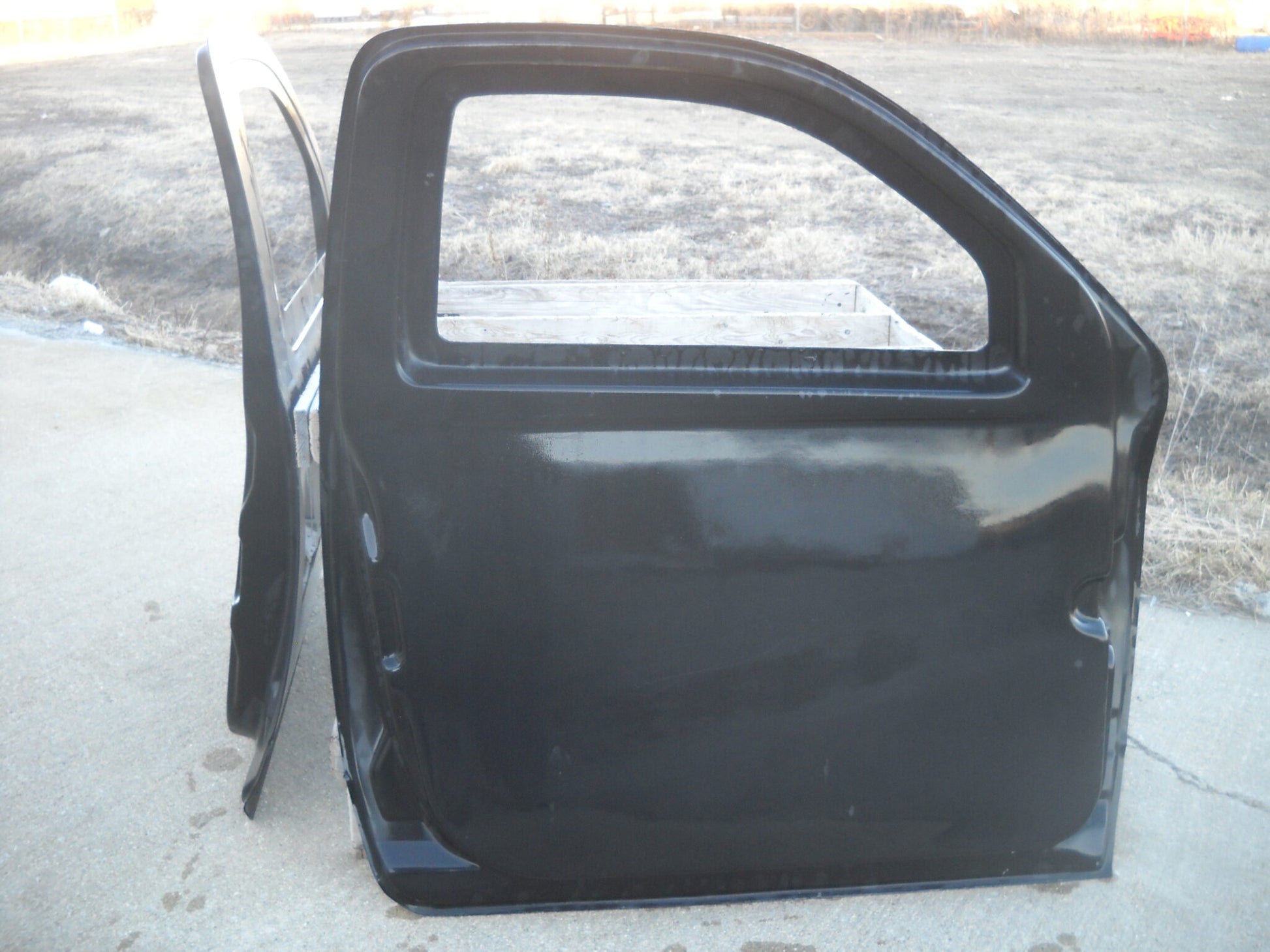 2009-2018 Dodge Ram Fiberglass Doors (Pair) - Glasstek D7016 - view 4