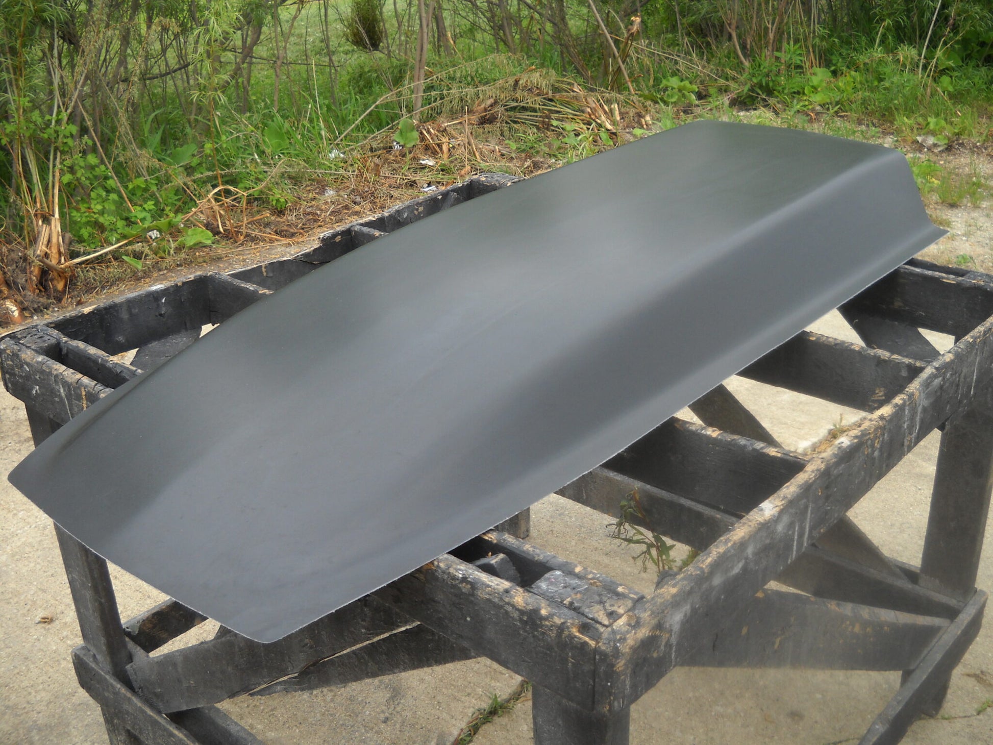 4" Flat Top Cowl Fiberglass Scoop (No Center Body Line) 25" W X 59" L X 4" Tall - Glasstek GCS047 - view 3