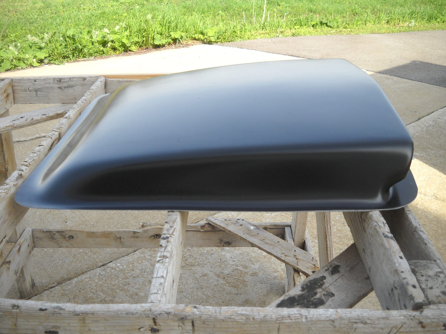 Six Pack Fiberglass Scoop; 27" W X 24" L X 3" Tall - Glasstek GS008 - view 2