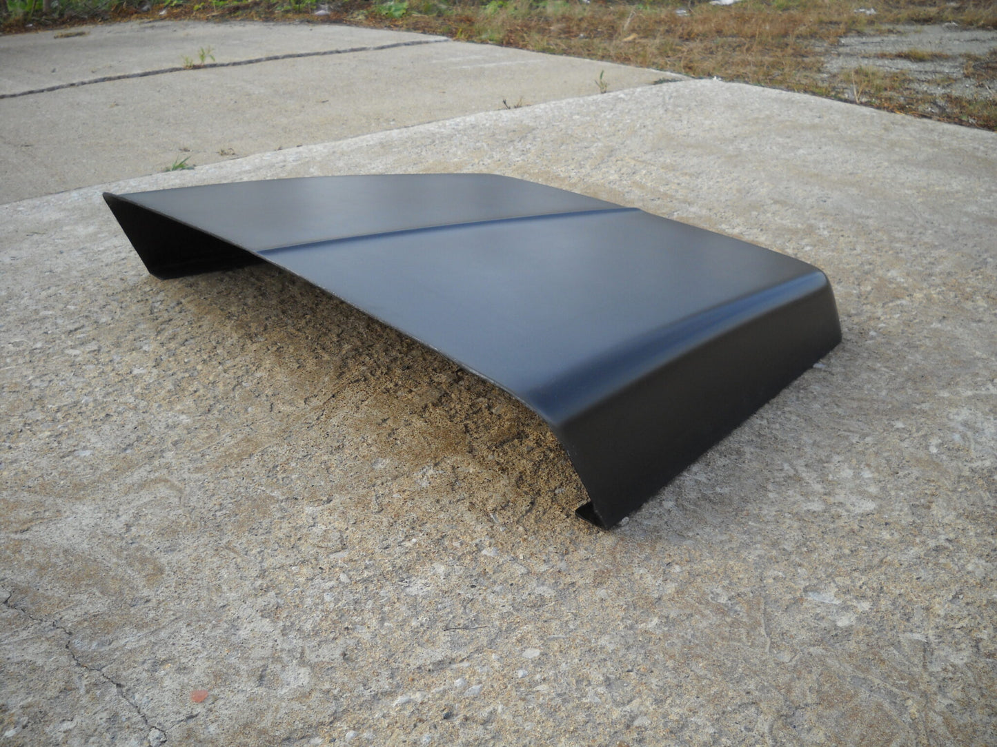 1968 Barracuda 5" Tall Super Stock Hemi Fiberglass Scoop (Bolt-On) - Glasstek GS046 product image
