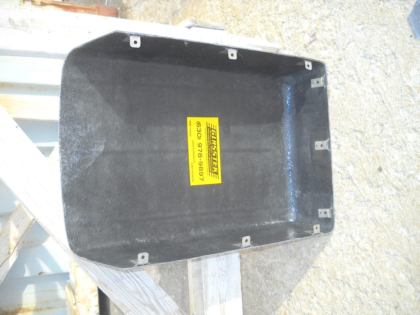 X L Super Duty Fiberglass Scoop (Bolt-On); 21"L X 15"W X 5 1/2"T (5"Tall At Rear Of Scoop) - Glasstek GS047 - view 3