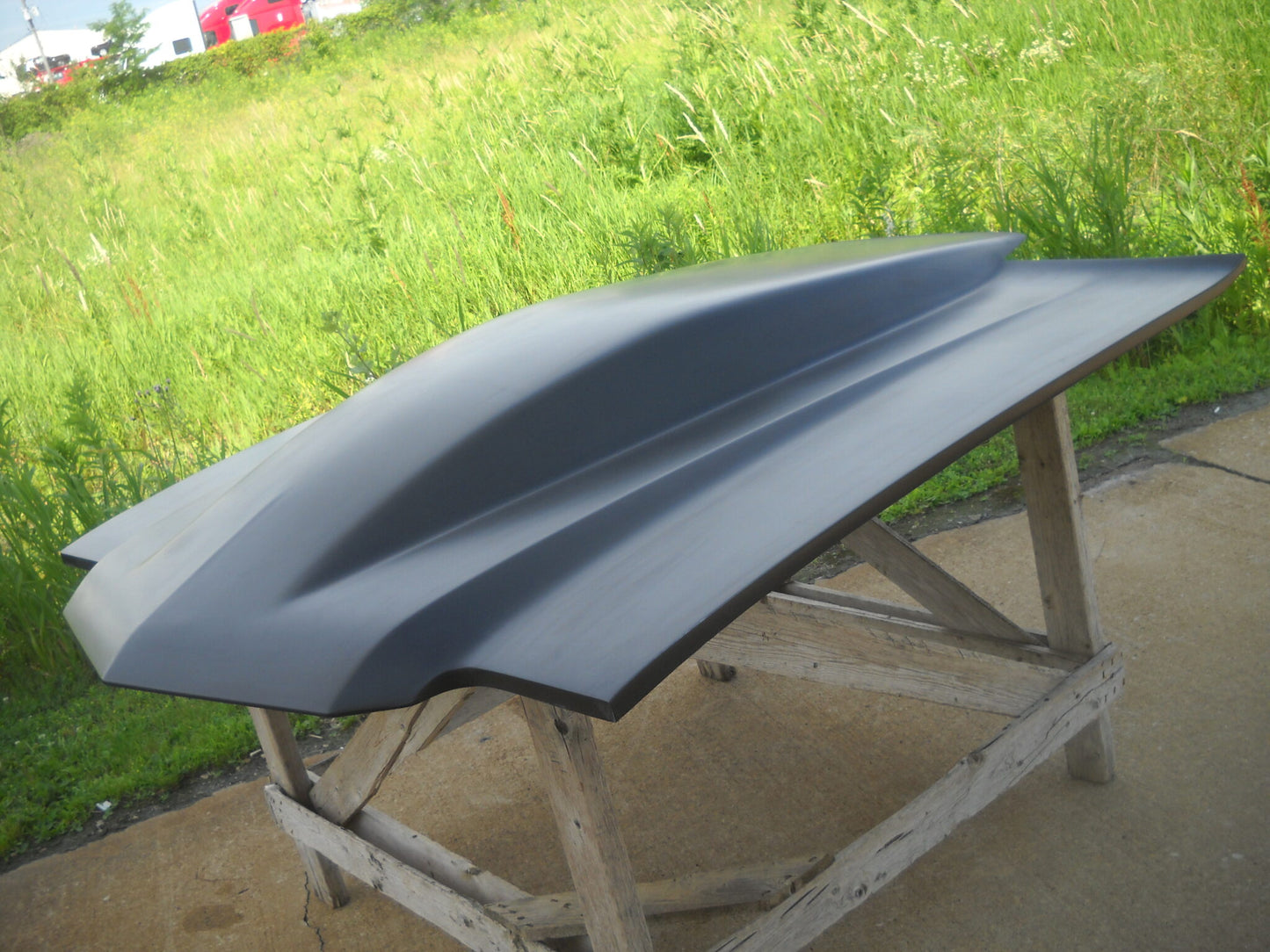 1970-1972 Chevelle 5" Sunoco / Bubble Style Bolt-On Fiberglass Hood - Glasstek H1321 - view 2