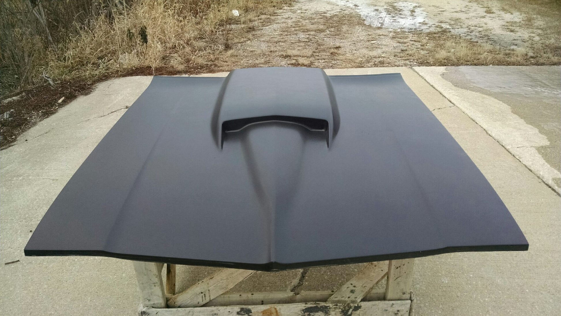 1968-1969 Chevelle "Stinger" Style Bolt-On Fiberglass Hood - Glasstek H1304 - view 2