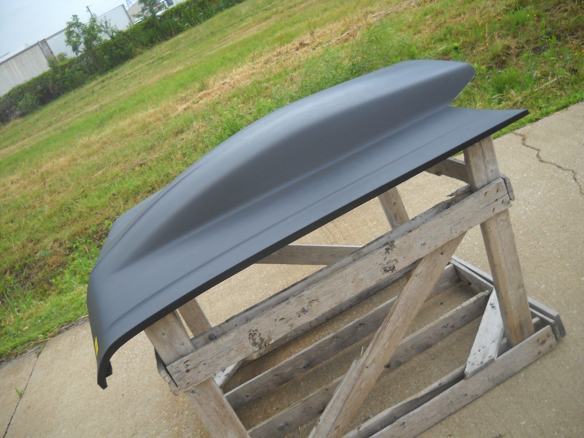 1968-1974 Nova / Chevy Ii 5" Sunoco / Bubble Style Bolt-On Fiberglass Hood - Glasstek H1325 - view 3