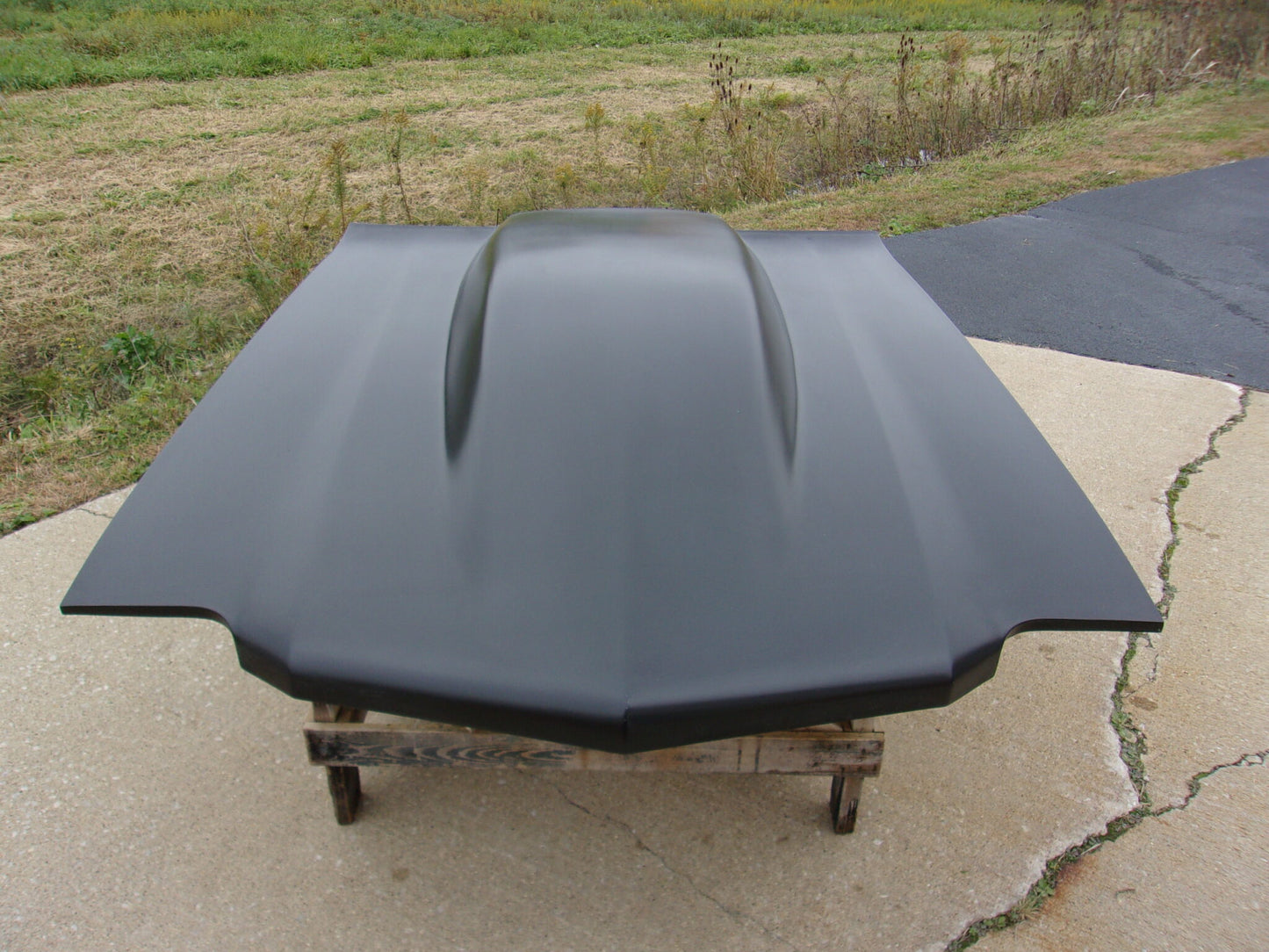 1970-1972 Monte Carlo 5" Sunoco / Bubble Style Bolt-On Fiberglass Hood - Glasstek H1338 product image