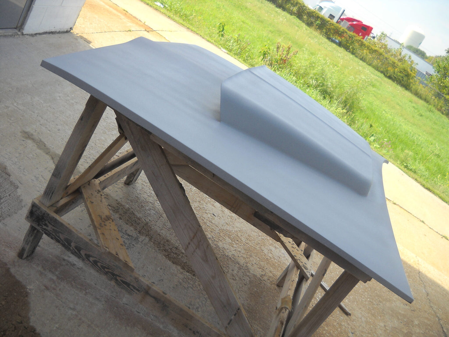 1969 Barracuda Hemi Super Stock Bolt-On Fiberglass Hood (Hood With Hemi Scoop Installed) - Glasstek H7062 - view 2