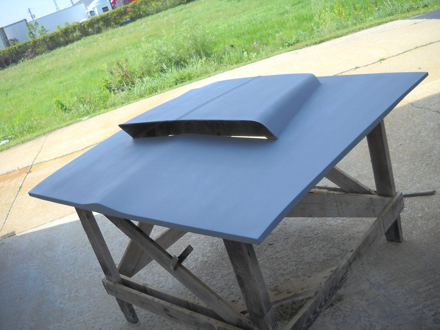 1969 Barracuda Hemi Super Stock Bolt-On Fiberglass Hood (Hood With Hemi Scoop Installed) - Glasstek H7062 - view 3