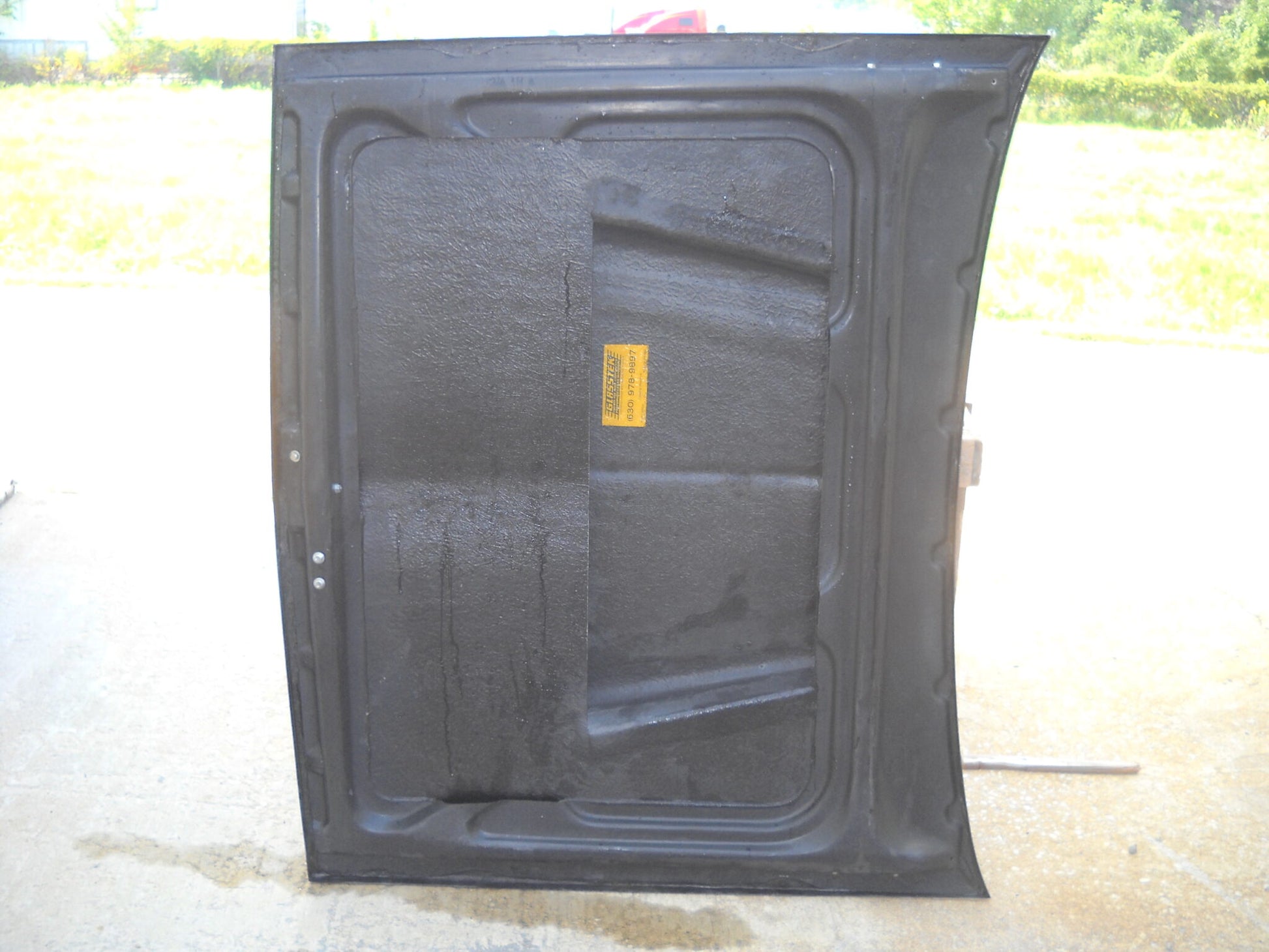 1969 Barracuda Hemi Super Stock Bolt-On Fiberglass Hood (Hood With Hemi Scoop Installed) - Glasstek H7062 - view 4