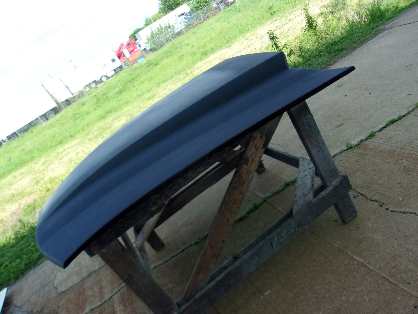 2005-2009 Mustang Gt500 2 1/2" Cowl Stock Sized Bolt-On Fiberglass Hood - Glasstek H9092 - view 3