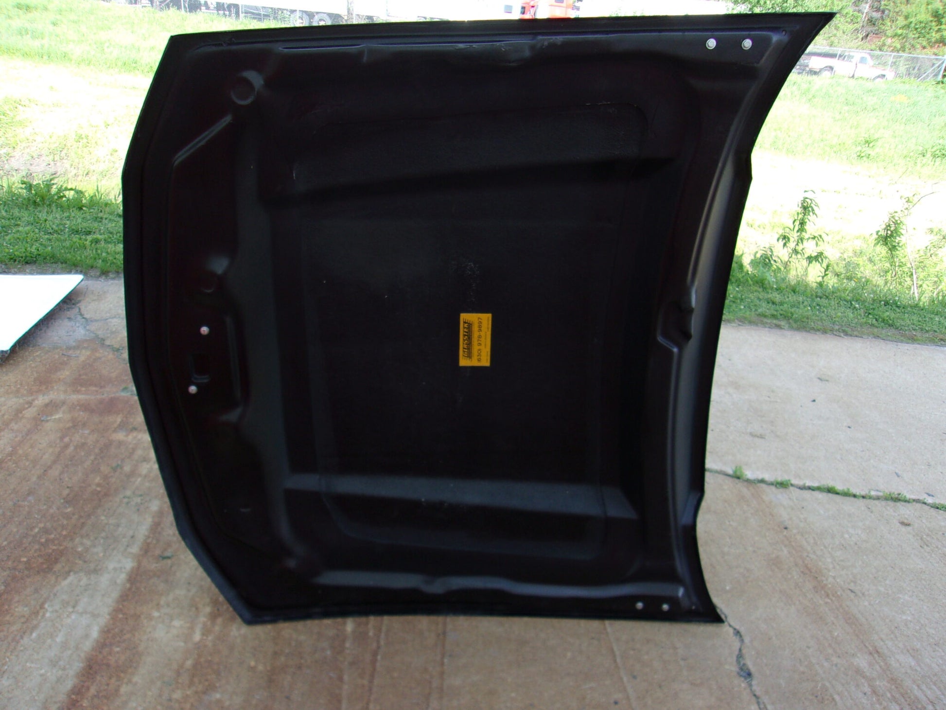 2005-2009 Mustang Gt500 2 1/2" Cowl Stock Sized Bolt-On Fiberglass Hood - Glasstek H9092 - view 4