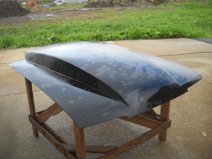 1969 / 1973-1976 Barracuda 5" Sunoco / Bubble Style Bolt-On Fiberglass Hood - Glasstek H7096 - view 7