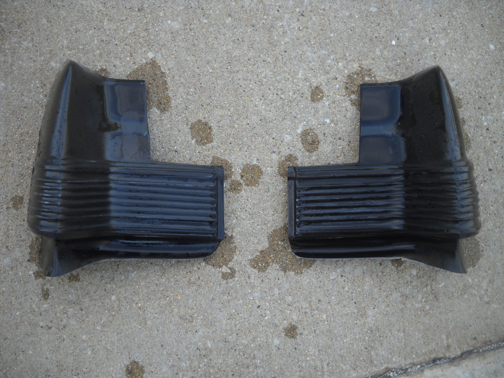 1965 Fiberglass GTO Taillight Quarter Extension Pieces (Pair) - Glasstek MS033 product image