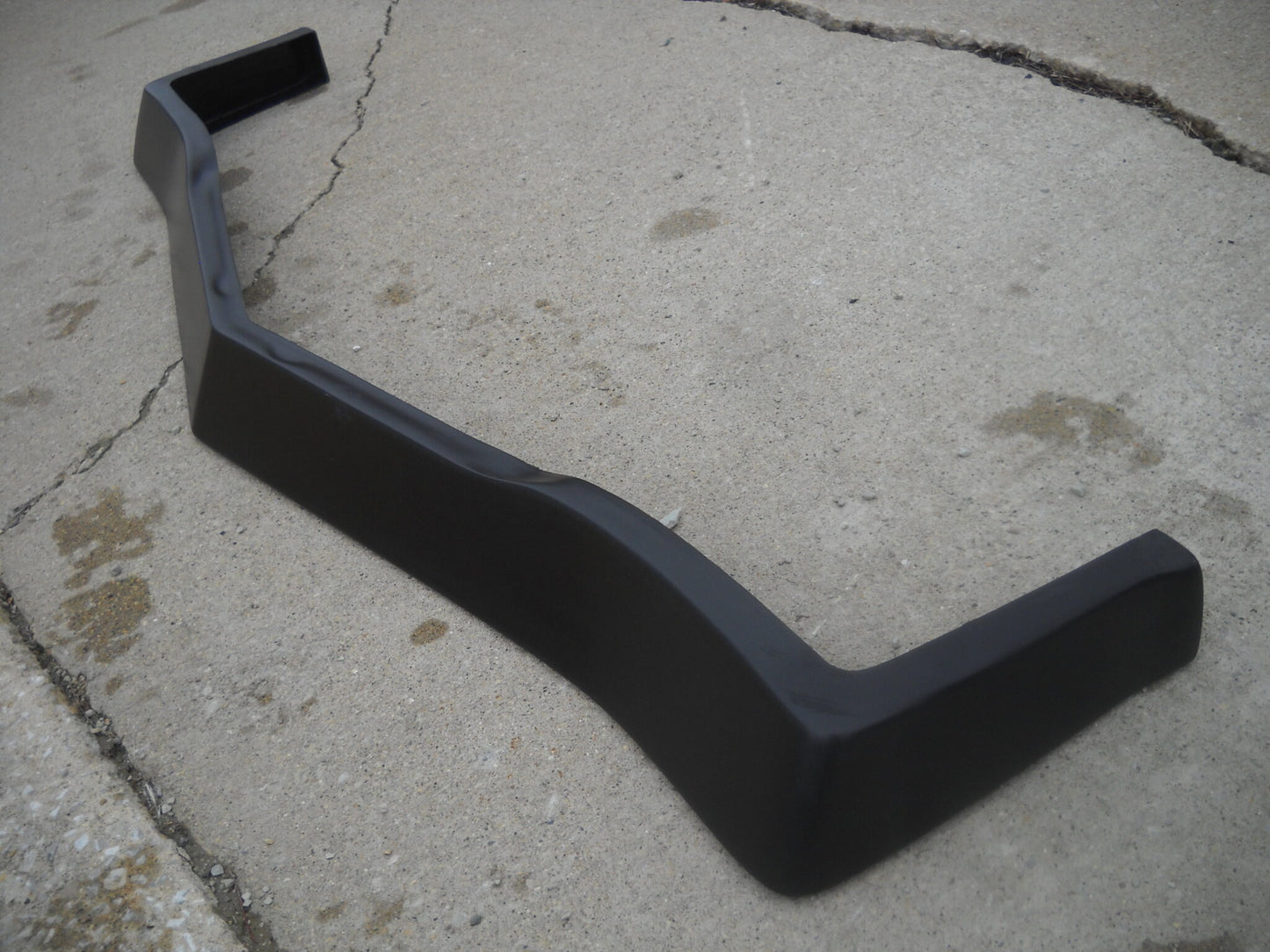 1971-1972 Chevelle / El Camino 4" Barry Lutz Wrap Around Front Fiberglass Spoiler - Glasstek SP022 - view 2