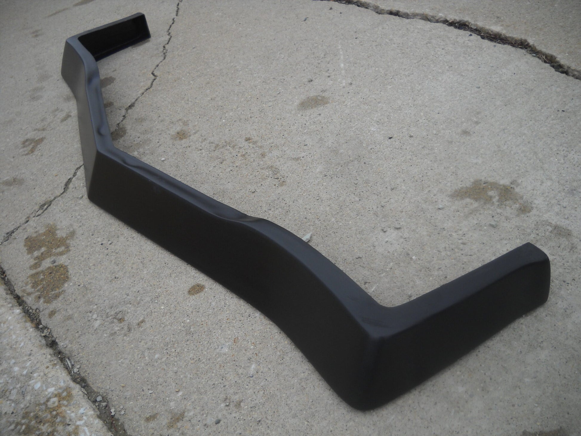 1971-1972 Chevelle / El Camino 4" Barry Lutz Wrap Around Front Fiberglass Spoiler - Glasstek SP022 - view 2