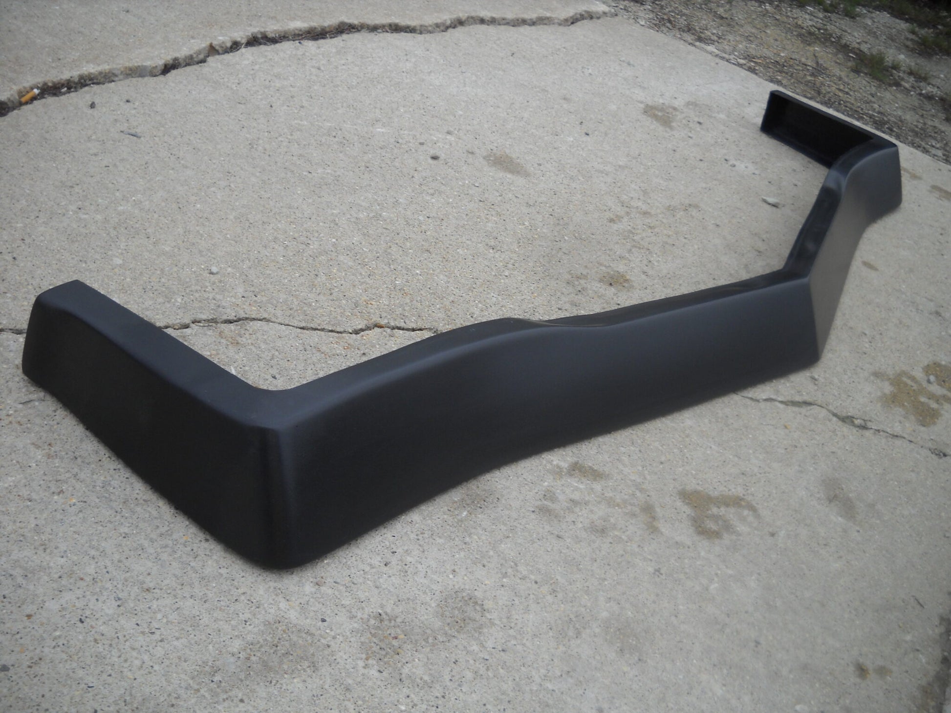 1971-1972 Chevelle / El Camino 4" Barry Lutz Wrap Around Front Fiberglass Spoiler - Glasstek SP022 product image