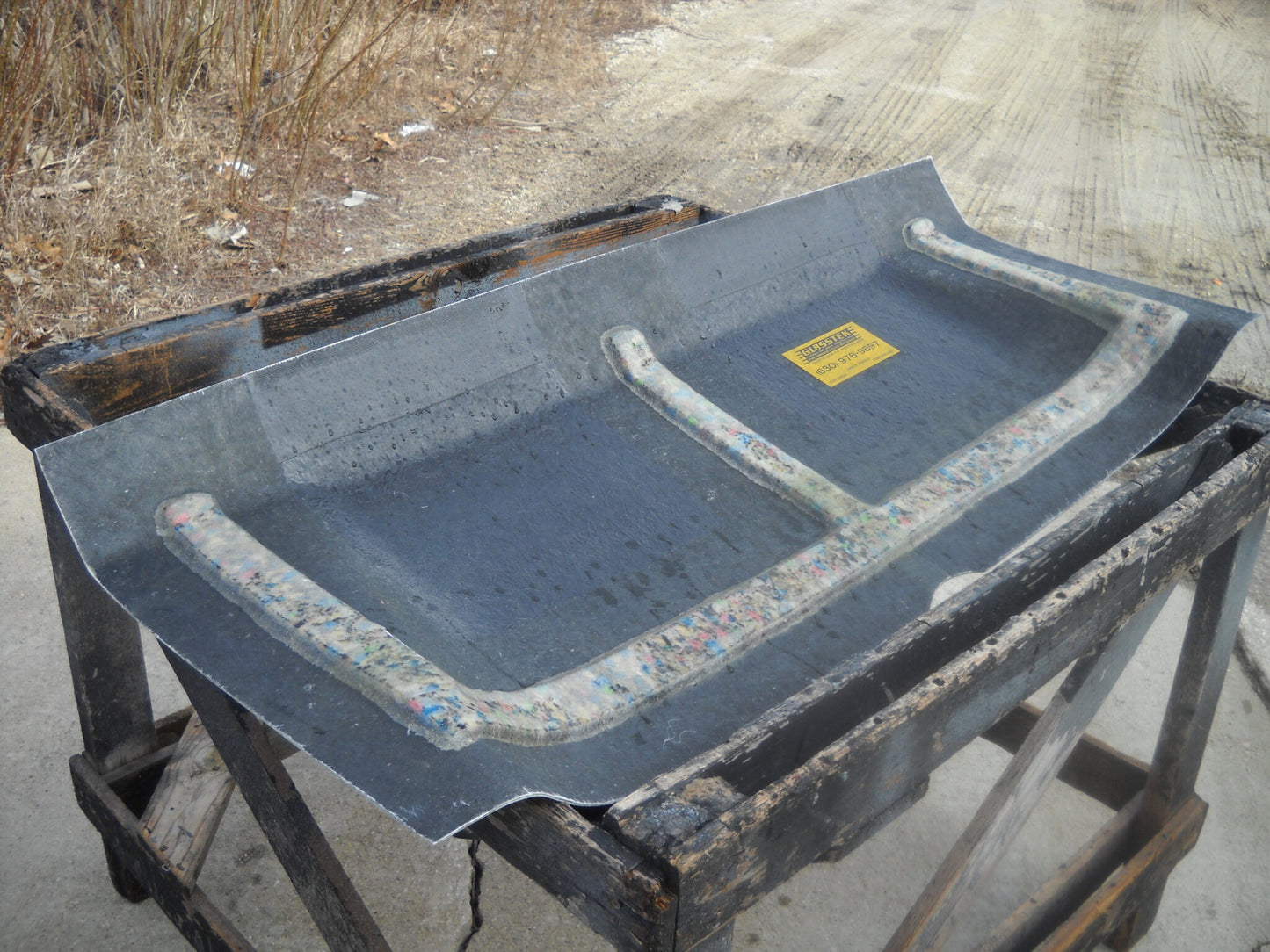 1964-1966 Barracuda Pin-On Fiberglass Trunk Lid - Glasstek T7028 - view 2